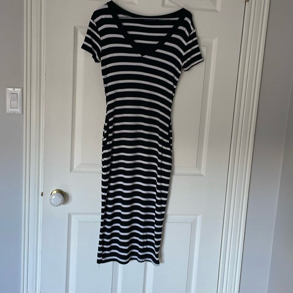 Women’s Rebel Sugar V-neck dress